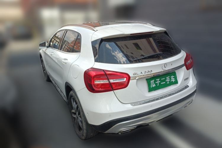 Used Mercedes-Benz GLA 2015 GLA 200 Fashion Model Rear Left 45 Deg