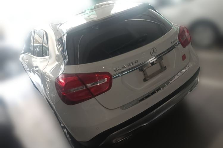 Used Mercedes-Benz GLA 2015 GLA 220 4MATIC Fashion Model Rear Left 45 Deg