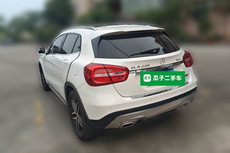 Used Mercedes-Benz GLA 2015 GLA 220 4MATIC Fashion Model Rear Left 45 Deg