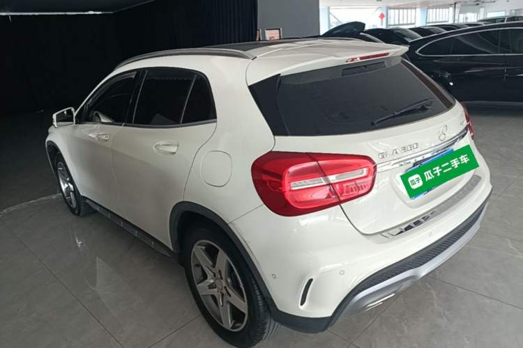 Used Mercedes-Benz GLA 2015 GLA 260 4MATIC Rear Left 45 Deg