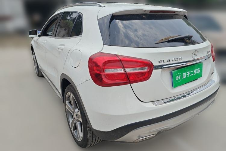 Used Mercedes-Benz GLA 2015 GLA 220 4MATIC Luxury Model Rear Left 45 Deg