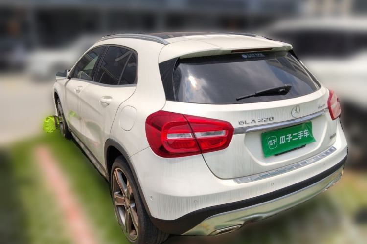 Used Mercedes-Benz GLA 2015 GLA 220 4MATIC Luxury Model Rear Left 45 Deg