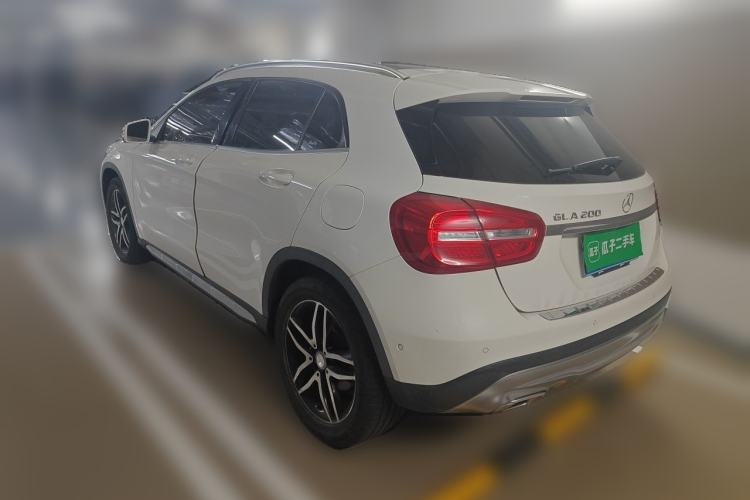 Used Mercedes-Benz GLA 2015 GLA 200 Fashion Model Rear Left 45 Deg
