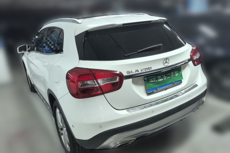 Used Mercedes-Benz GLA 2015 GLA 200 Sport Edition Rear Left 45 Deg