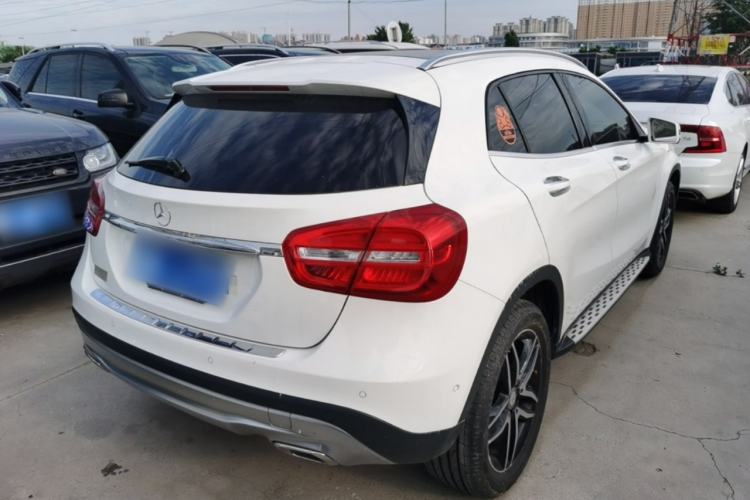 Used Mercedes-Benz GLA 2015 GLA 200 Fashion Model Rear Right 45 Deg