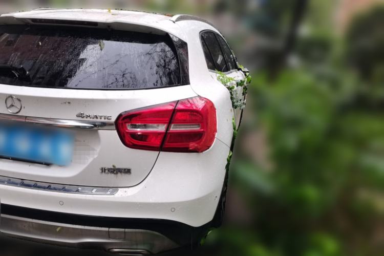Used Mercedes-Benz GLA 2015 GLA 220 4MATIC Fashion Model Rear Right 45 Deg