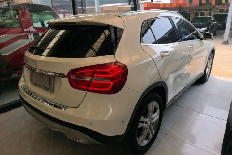 Used Mercedes-Benz GLA 2015 GLA 200 Rear Right 45 Deg