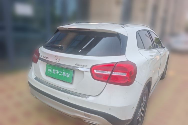 Used Mercedes-Benz GLA 2015 GLA 220 4MATIC Fashion Model Rear Right 45 Deg