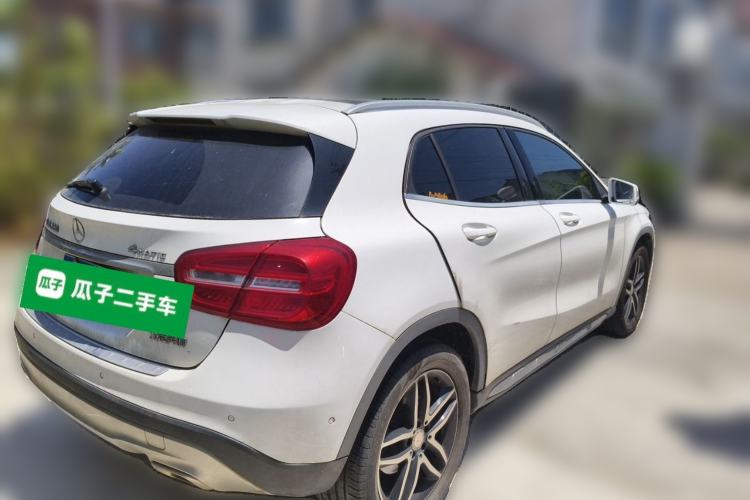 Used Mercedes-Benz GLA 2015 GLA 220 4MATIC Fashion Model Rear Right 45 Deg