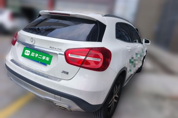 Used Mercedes-Benz GLA 2015 GLA 220 4MATIC Fashion Model Rear Right 45 Deg