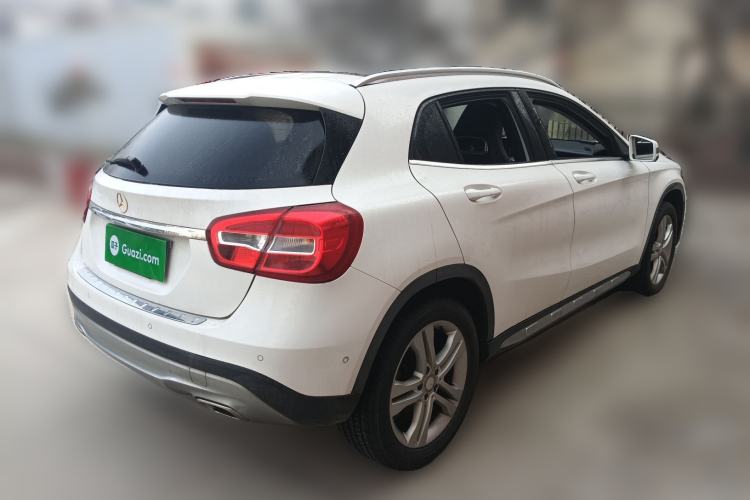 Used Mercedes-Benz GLA 2015 GLA 200 Sport Edition Rear Right 45 Deg