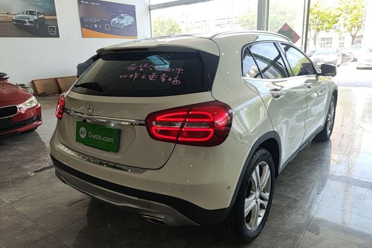 Used Mercedes-Benz GLA 2015 GLA 200 Rear Right 45 Deg