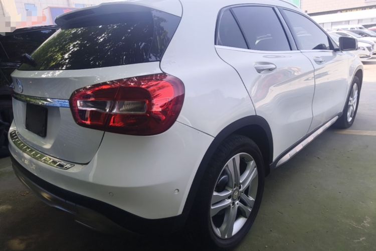 Used Mercedes-Benz GLA 2015 GLA 200 Sport Edition Rear Right 45 Deg