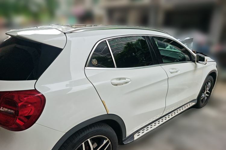 Used Mercedes-Benz GLA 2015 GLA 220 4MATIC Fashion Model Rear Right 45 Deg