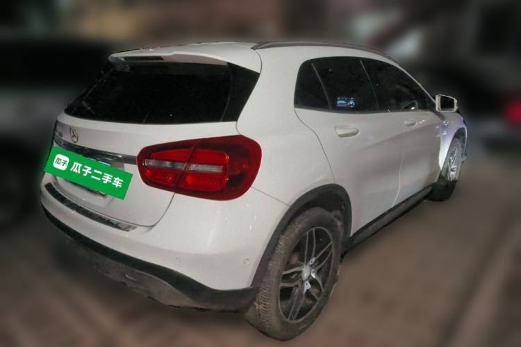 Used Mercedes-Benz GLA 2015 GLA 200 Fashion Model Rear Right 45 Deg