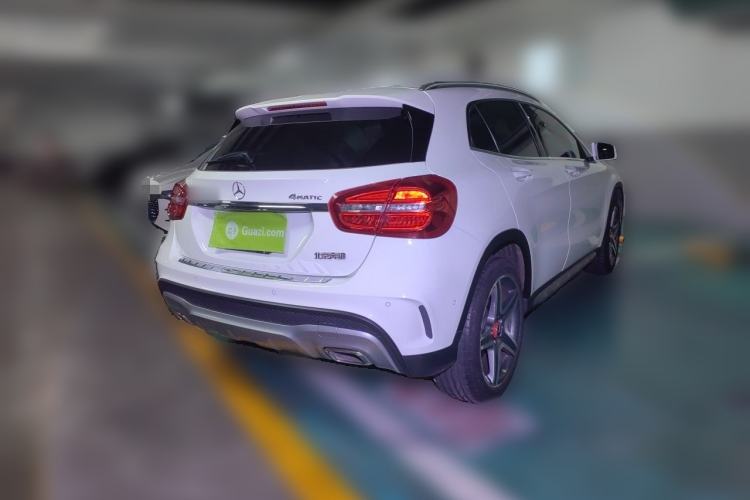 Used Mercedes-Benz GLA 2015 GLA 260 4MATIC Sport Edition Rear Right 45 Deg