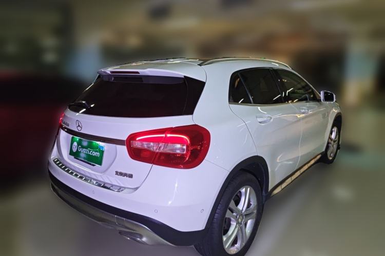 Used Mercedes-Benz GLA 2015 GLA 200 Sport Edition Rear Right 45 Deg