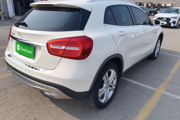 Used Mercedes-Benz GLA 2015 GLA 200 Rear Right 45 Deg