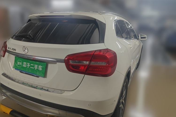 Used Mercedes-Benz GLA 2015 GLA 200 Fashion Model Rear Right 45 Deg
