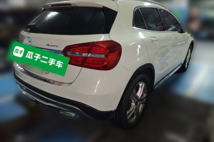 Used Mercedes-Benz GLA 2015 GLA 200 Rear Right 45 Deg