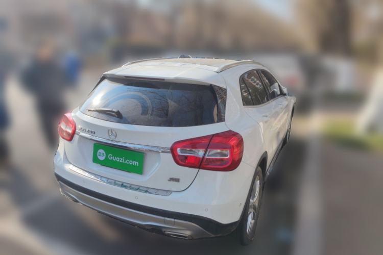 Used Mercedes-Benz GLA 2015 GLA 200 Sport Edition Rear Right 45 Deg