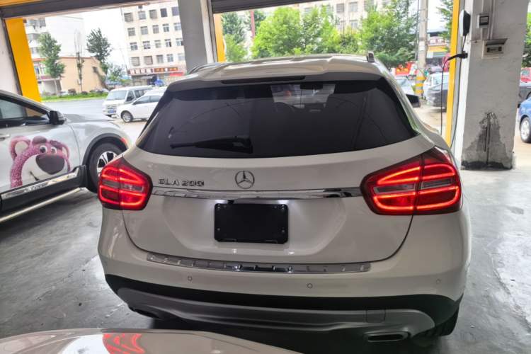 Used Mercedes-Benz GLA 2015 GLA 200 Fashion Model Rear