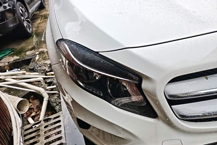 Used Mercedes-Benz GLA 2015 GLA 200 Sport Edition Right Front Headlight