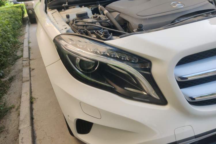 Used Mercedes-Benz GLA 2015 GLA 200 Fashion Model Right Front Headlight