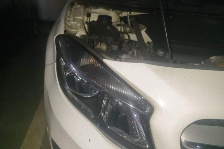 Used Mercedes-Benz GLA 2015 GLA 200 Sport Edition Right Front Headlight