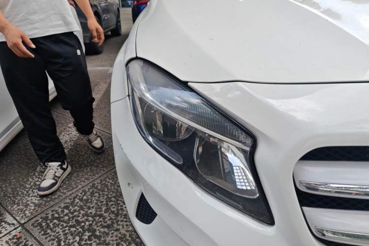 Used Mercedes-Benz GLA 2015 GLA 200 Sport Edition Right Front Headlight