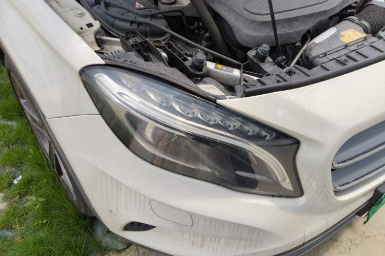 Used Mercedes-Benz GLA 2015 GLA 220 4MATIC Luxury Model Right Front Headlight