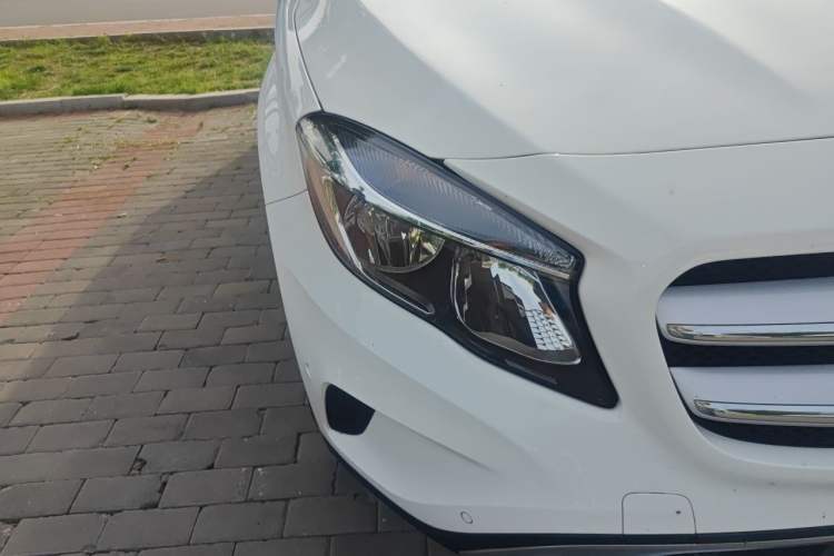 Used Mercedes-Benz GLA 2015 GLA 200 Sport Edition Right Front Headlight