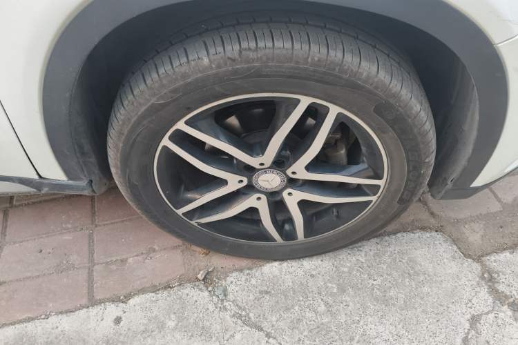 Used Mercedes-Benz GLA 2015 GLA 200 Fashion Model Right Front Wheel Hub