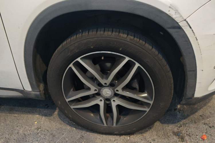 Used Mercedes-Benz GLA 2015 GLA 200 Fashion Model Right Front Wheel Hub