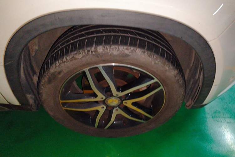 Used Mercedes-Benz GLA 2015 GLA 200 Fashion Model Right Front Wheel Hub