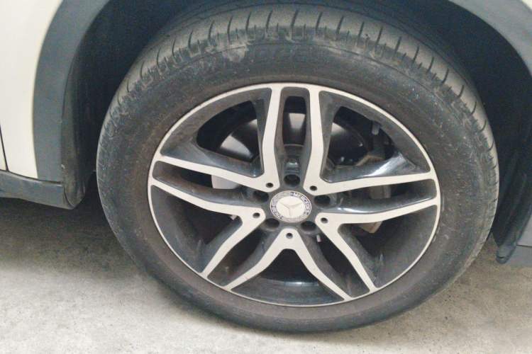 Used Mercedes-Benz GLA 2015 GLA 200 Fashion Model Right Front Wheel Hub