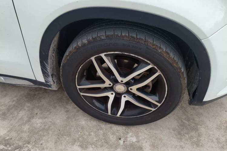 Used Mercedes-Benz GLA 2015 GLA 200 Fashion Model Right Front Wheel Hub