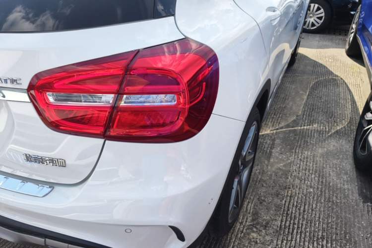 Used Mercedes-Benz GLA 2015 GLA 260 4MATIC Sport Edition Right Rear Taillight