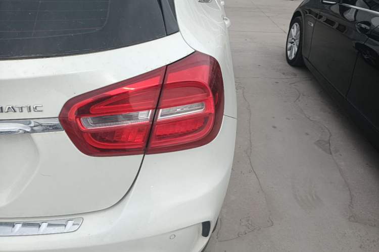 Used Mercedes-Benz GLA 2015 GLA 260 4MATIC Right Rear Taillight