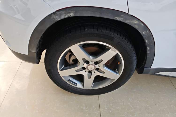 Used Mercedes-Benz GLA 2015 GLA 260 4MATIC Right Rear Wheel Hub