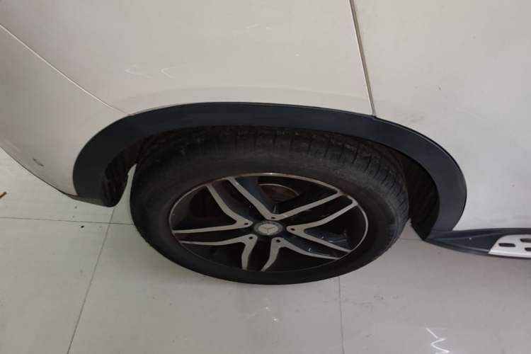 Used Mercedes-Benz GLA 2015 GLA 200 Fashion Model Right Rear Wheel Hub