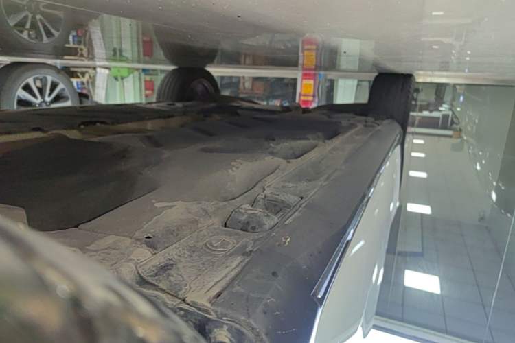 Used Mercedes-Benz GLA 2015 GLA 200 Sport Edition Right Side Sill