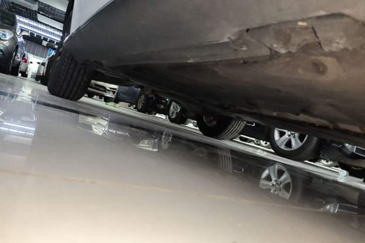 Used Mercedes-Benz GLA 2015 GLA 200 Fashion Model Right Side Sill