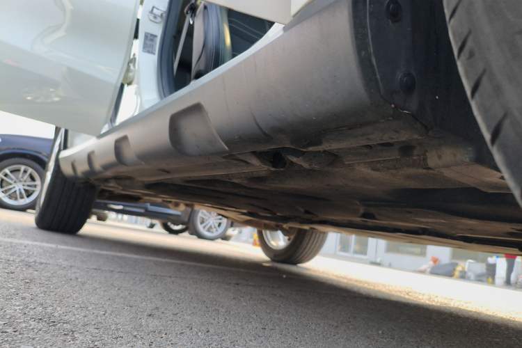 Used Mercedes-Benz GLA 2015 GLA 200 Right Side Sill