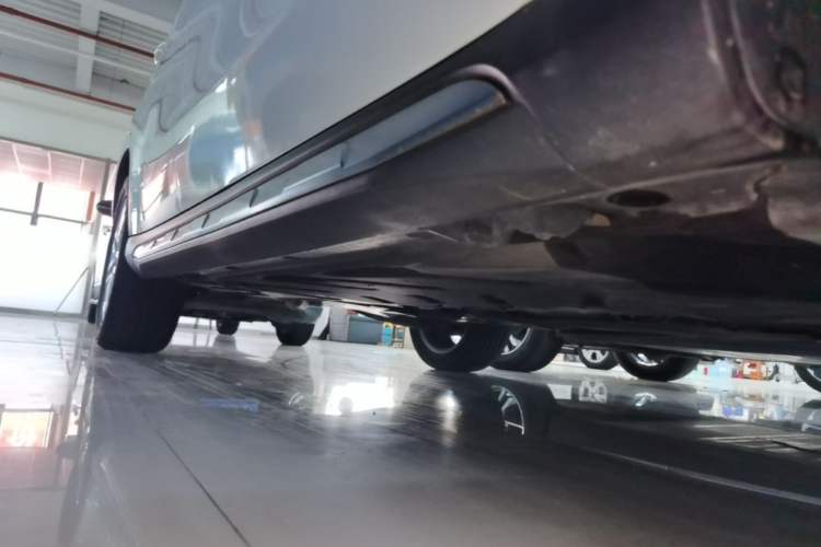 Used Mercedes-Benz GLA 2015 GLA 200 Sport Edition Right Side Sill