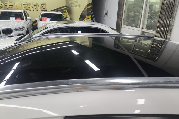 Used Mercedes-Benz GLA 2015 GLA 220 4MATIC Fashion Model Roof