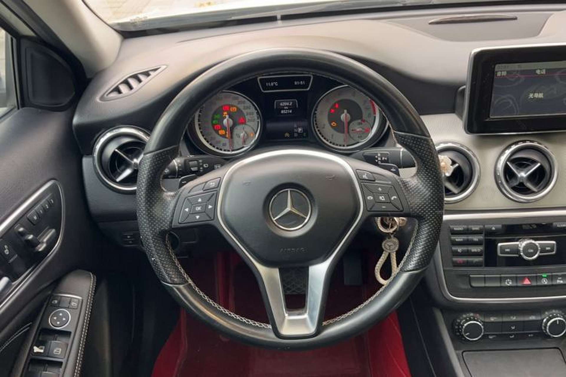 Used Mercedes-Benz GLA 2015 GLA 200 Steering Wheel