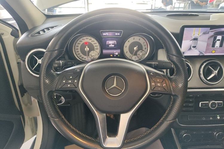 Used Mercedes-Benz GLA 2015 GLA 200 Steering Wheel