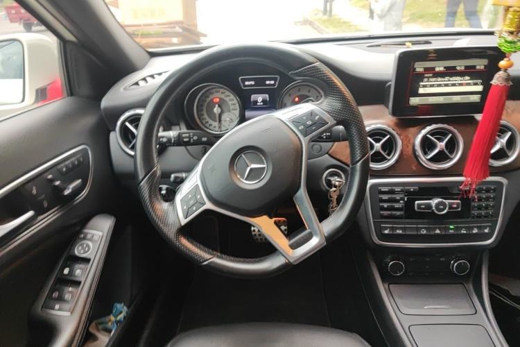 Used Mercedes-Benz GLA 2015 GLA 260 4MATIC Steering Wheel