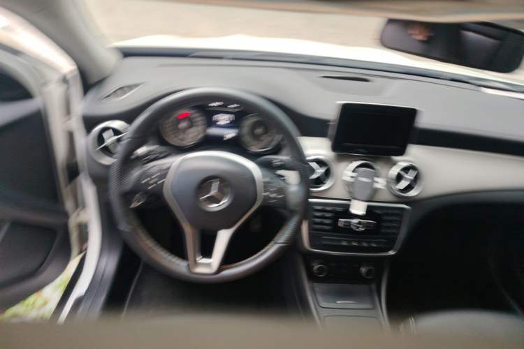 Used Mercedes-Benz GLA 2015 GLA 200 Fashion Model Steering Wheel